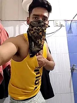 13horny13 online show from 03/19/25, 02:48