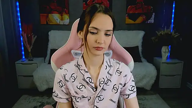 SamanthaaaWalker online show from 04/24/26, 08:28