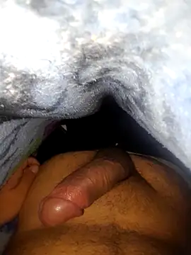 Snapshot of Daniel_brito_2024 chatting on 11/20/25, 01:50 Daniel brito 2024 online show from 11/20/25, 01:50