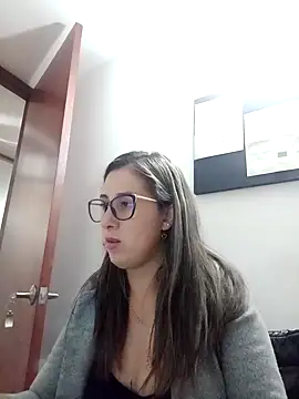 CHARLOTTE 1711 online show from 01/20/25, 11:21