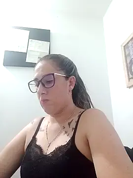 CHARLOTTE 1711 online show from 01/27/25, 11:11