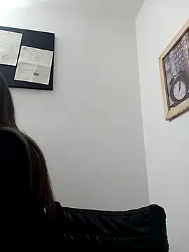 CHARLOTTE 1711 online show from 02/05/25, 11:17