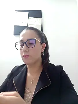 CHARLOTTE 1711 online show from 02/19/25, 12:25