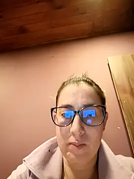Snapshot of CHARLOTTE_1711 chatting on 05/03/26, 11:11 CHARLOTTE 1711 online show from 05/03/26, 11:11