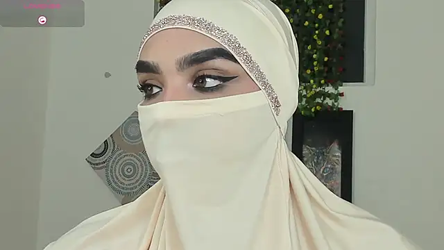 Maissa Alabi online show from 10/11/25, 06:39