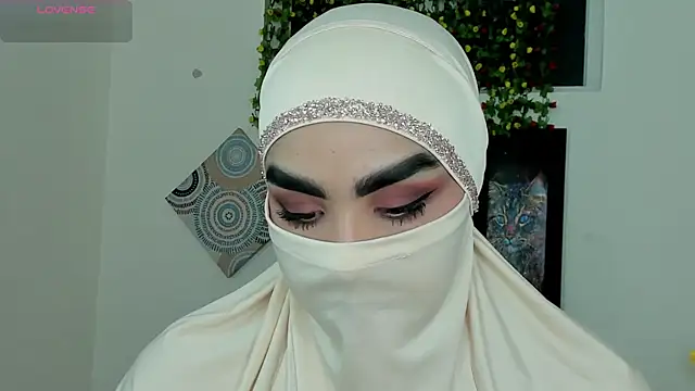 Maissa Alabi online show from 11/24/25, 07:35