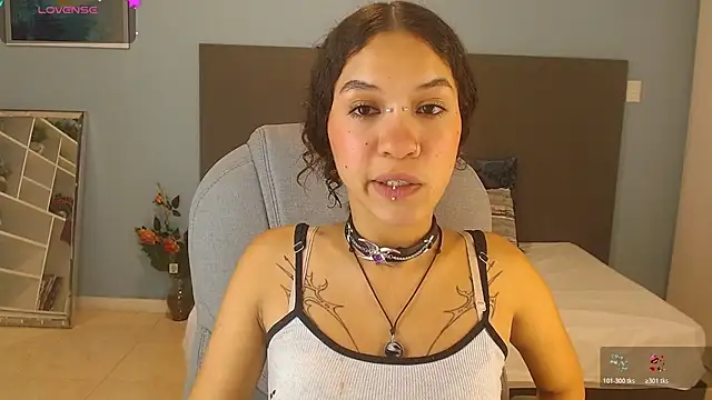 ilitzy cardona online show from 10/22/25, 03:29