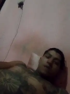 Snapshot of Briangalleta chatting on 11/08/25, 01:22 Briangalleta online show from 11/08/25, 01:22