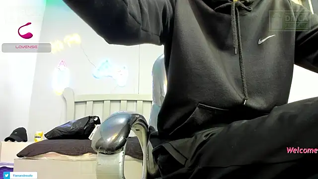 HarolddXL online show from 12/04/25, 01:31