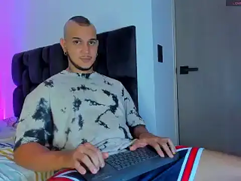 austinoficial online show from 01/31/26, 11:14