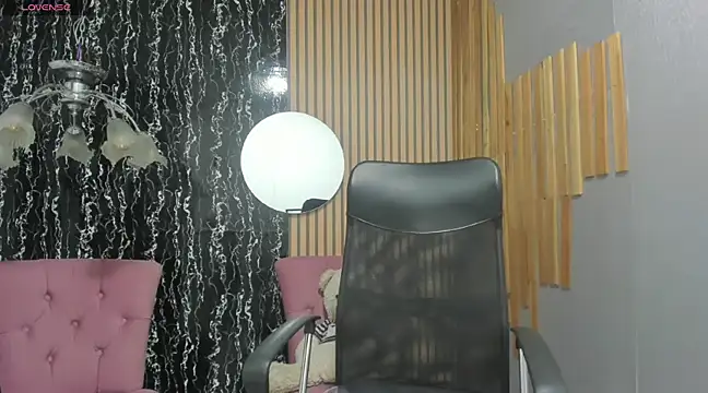 Snapshot of Iam_zaia chatting on 03/04/25, 11:43 Iam zaia online show from 03/04/25, 11:43