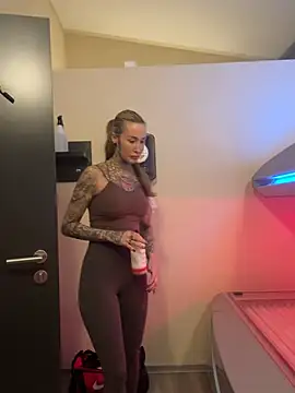 Black sweet Rose online show from 01/15/26, 04:22