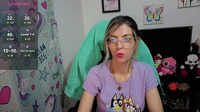 Princezzlove3 online show from 09/25/25, 12:25