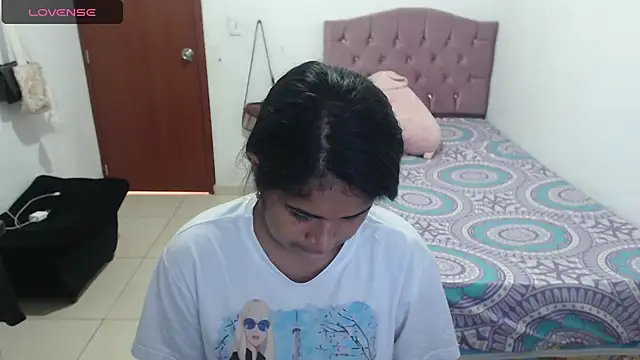 july-feria online show from 02/18/25, 05:42