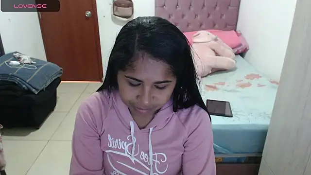 july-feria online show from 09/29/25, 06:35