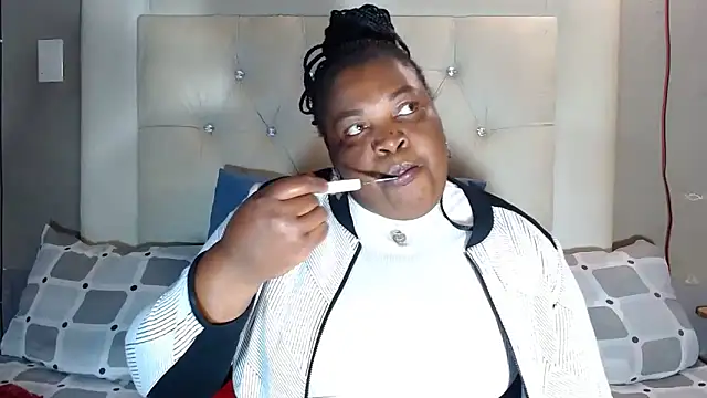 Snapshot of omalicha98 chatting on 05/21/26, 06:31 omalicha98 online show from 05/21/26, 06:31