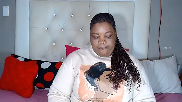 Snapshot of omalicha98 chatting on 06/11/26, 07:28 omalicha98 online show from 06/11/26, 07:28