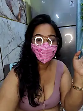 Snapshot of angelrani1234 chatting on 11/06/25, 07:59 angelrani1234 online show from 11/06/25, 07:59