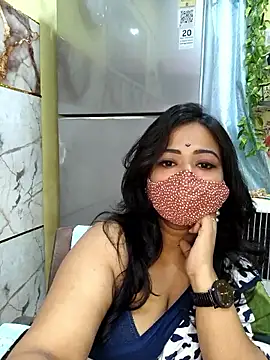 Snapshot of angelrani1234 chatting on 11/15/25, 07:27 angelrani1234 online show from 11/15/25, 07:27