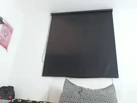 Snapshot of samantha_ferrer28 chatting on 02/25/25, 11:55 samantha ferrer28 online show from 02/25/25, 11:55