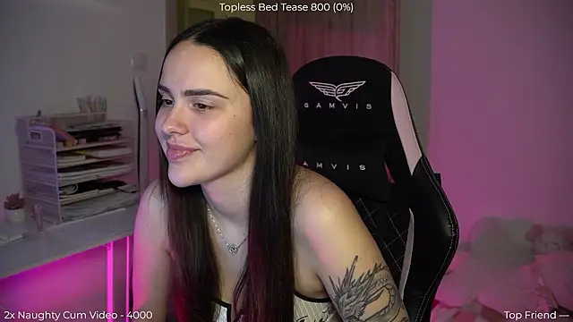 Snapshot of NaomiiMoon chatting on 03/02/26, 05:20 NaomiiMoon online show from 03/02/26, 05:20