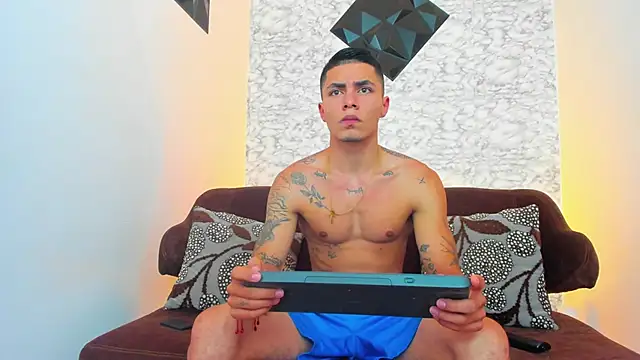 Thomass conor online show from 03/14/25, 05:02