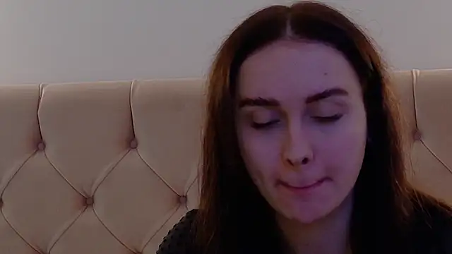 Snapshot of Lilliana_Moon chatting on 01/22/25, 05:37 Lilliana Moon online show from 01/22/25, 05:37