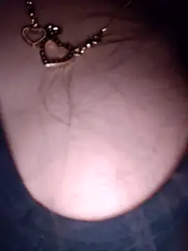 Snapshot of nikkibenza chatting on 03/22/25, 06:25 nikkibenza online show from 03/22/25, 06:25