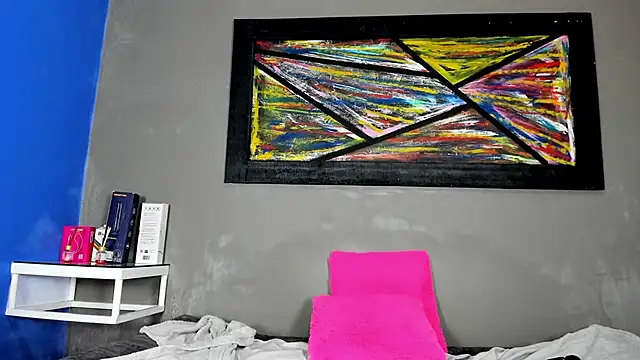 Charlotte curvy  online show from 04/01/26, 02:56