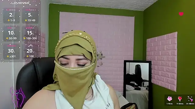 zahra Jalid online show from 10/17/25, 10:34