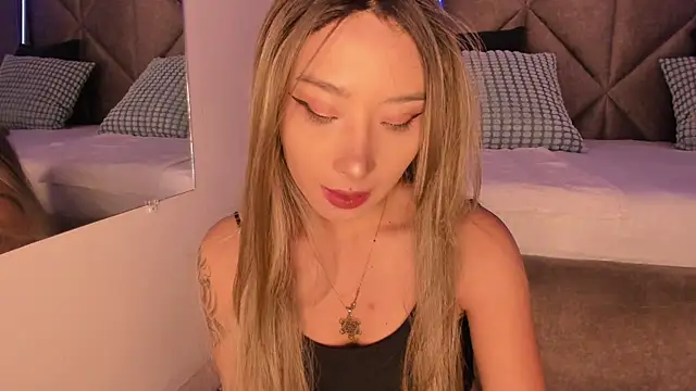 SabrinaSpell  online show from 09/26/25, 11:58