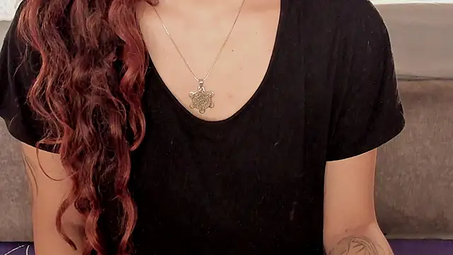 Snapshot of SabrinaSpell_ chatting on 11/16/25, 11:49 SabrinaSpell online show from 11/16/25, 11:49