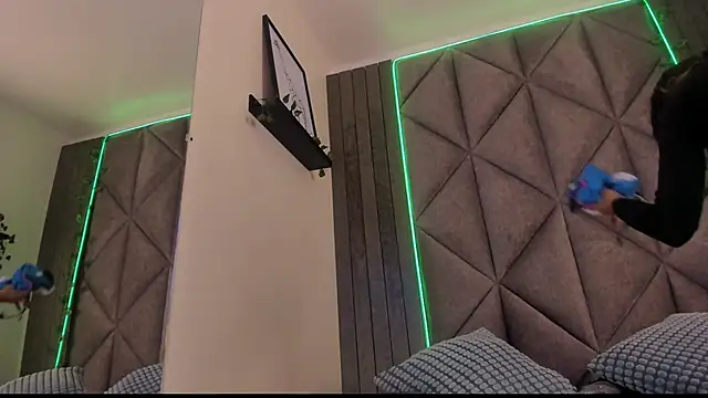 SabrinaSpell  online show from 11/29/25, 11:46