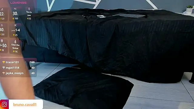 bruno cavalli online show from 04/19/26, 08:02