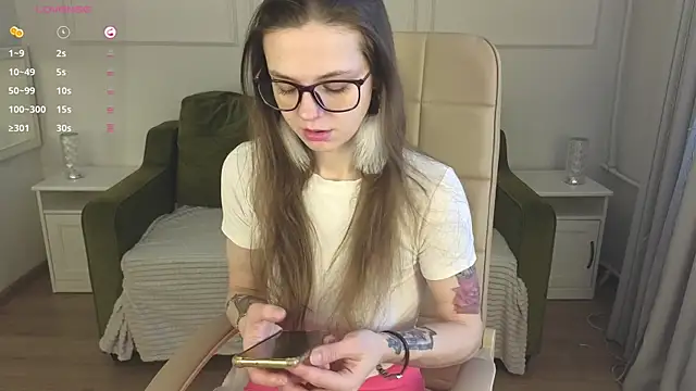 Iriss Miller online show from 02/21/25, 12:28