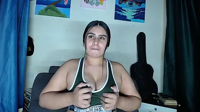 Snapshot of Antonellaa_111 chatting on 03/16/25, 06:20 Antonellaa 111 online show from 03/16/25, 06:20