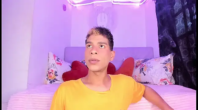 Ethan Boyy online show from 02/07/25, 08:42