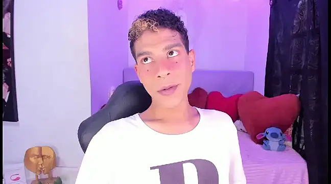 Ethan Boyy online show from 02/19/25, 09:47