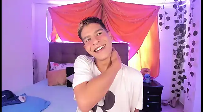 Ethan Boyy online show from 03/02/25, 05:36