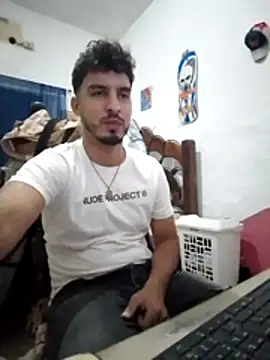 alejo5288 online show from 11/24/25, 02:44