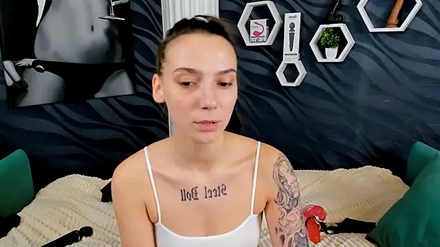 Snapshot of annabishop chatting on 02/09/25, 06:11 annabishop online show from 02/09/25, 06:11