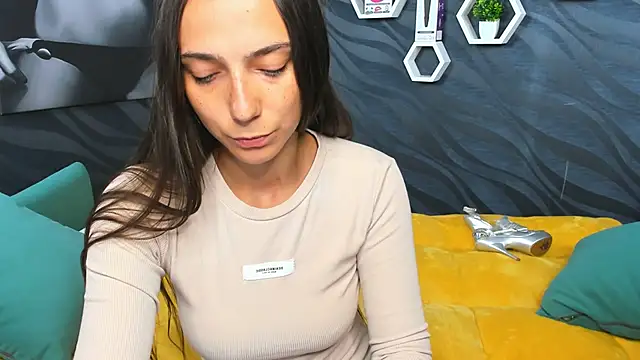 Snapshot of annabishop chatting on 03/19/25, 10:00 annabishop online show from 03/19/25, 10:00