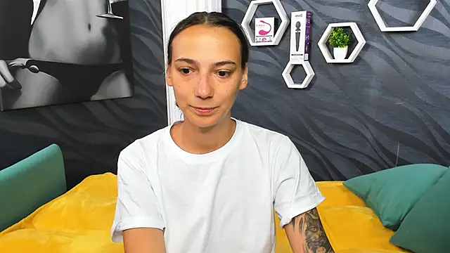 Snapshot of annabishop chatting on 03/21/25, 03:12 annabishop online show from 03/21/25, 03:12