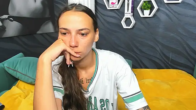 Snapshot of annabishop chatting on 03/22/25, 03:09 annabishop online show from 03/22/25, 03:09