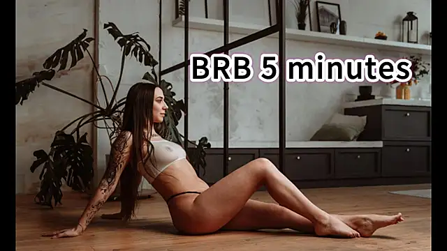 Snapshot of annabishop chatting on 11/25/25, 12:21 annabishop online show from 11/25/25, 12:21