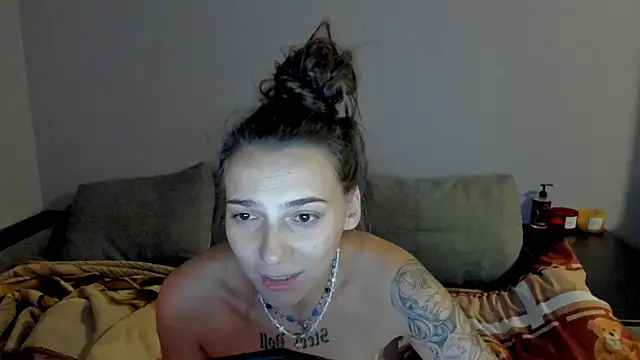 Snapshot of annabishop chatting on 11/30/25, 12:14 annabishop online show from 11/30/25, 12:14