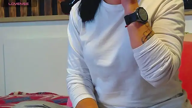 Tory Lovi online show from 11/16/25, 09:59