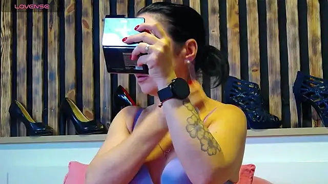 Tory Lovi online show from 04/23/26, 04:57