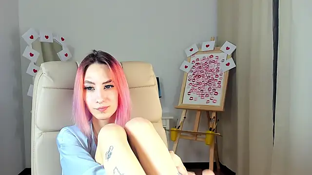 Snapshot of Kar1_na_ chatting on 02/20/25, 11:42 Kar1 na  online show from 02/20/25, 11:42