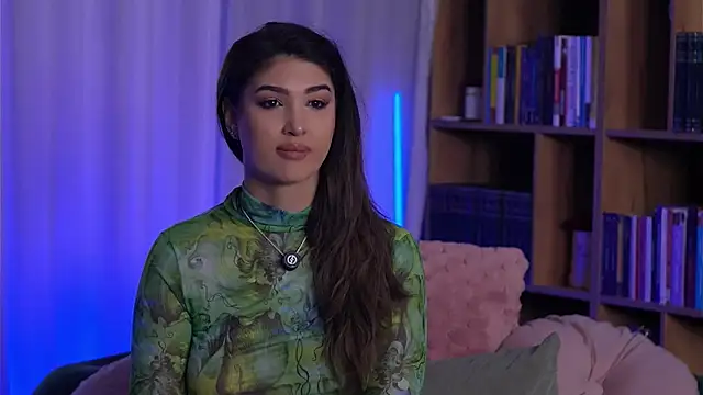 SarahPeach8 online show from 03/08/26, 09:13